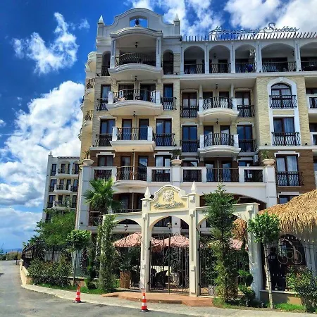 Harmony Suites 아파트 *